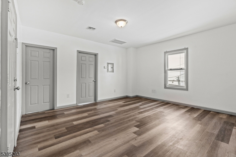 143 Valley Road, Unit 2L Montclair, NJ 07042 - Photo 4 of 20