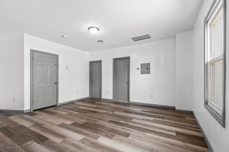 143 Valley Road, Unit 2L Montclair, NJ 07042 - Photo 6 of 20