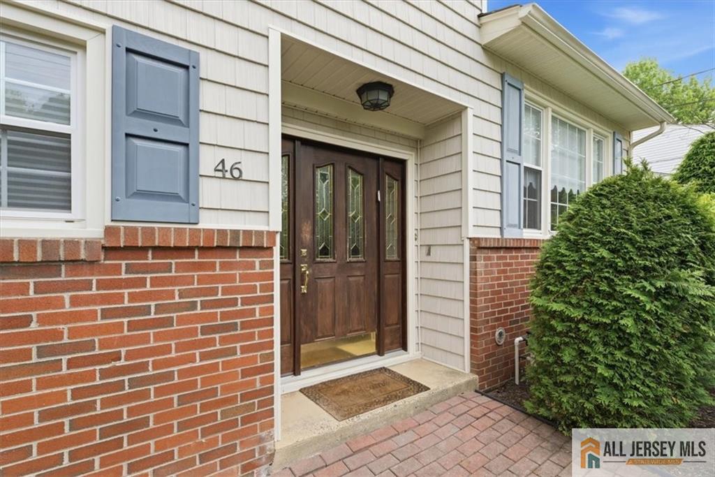 46 Lynnwood Road Edison, NJ 08820 - Photo 4 of 61