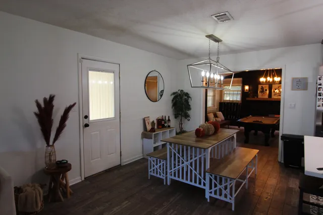 $2,100 | 41 Moriarty Street Northwest, Fort Walton Beach, FL 32548