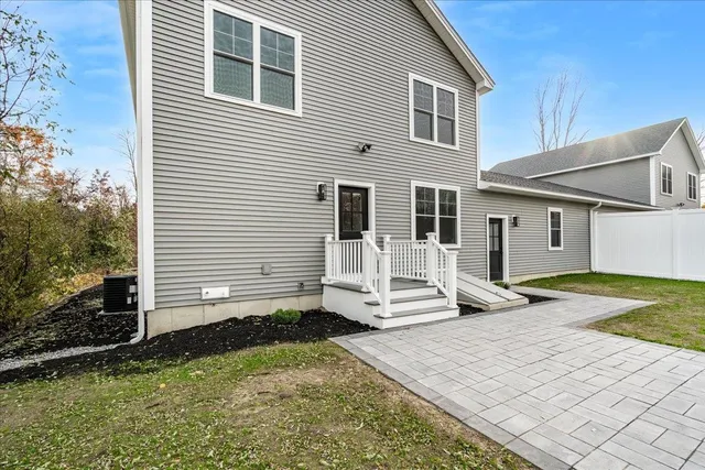 $1,358,000 | 5 Jennifer Drive, Merrimack, NH 03054