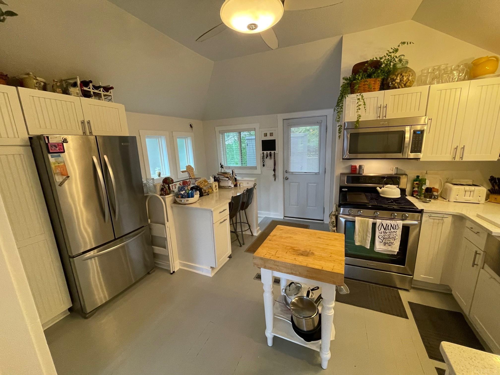 6851 North Kalorama Road Leesburg, IN 46538 - Photo 15 of 36 Gallery Image 15