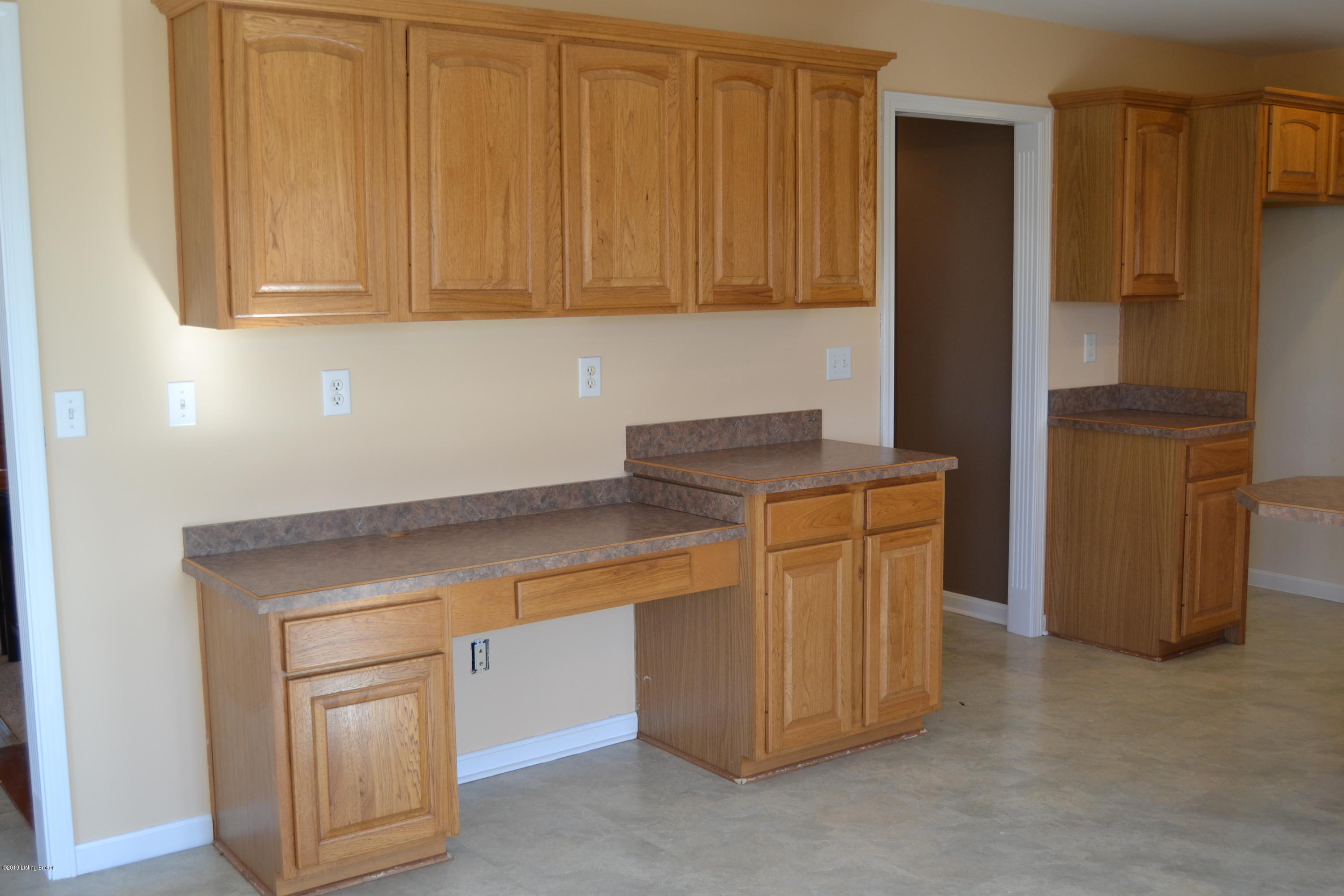 2849 Cedarmore Road Bagdad, KY 40003 - Photo 12 of 50 16