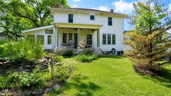 $380,000 | 2209 Northeast 39th Terrace, Kansas City, MO 64116
