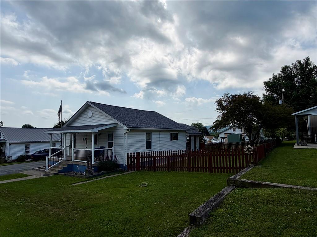 705 7th Street Mather, PA 15346 - Photo 4 of 50