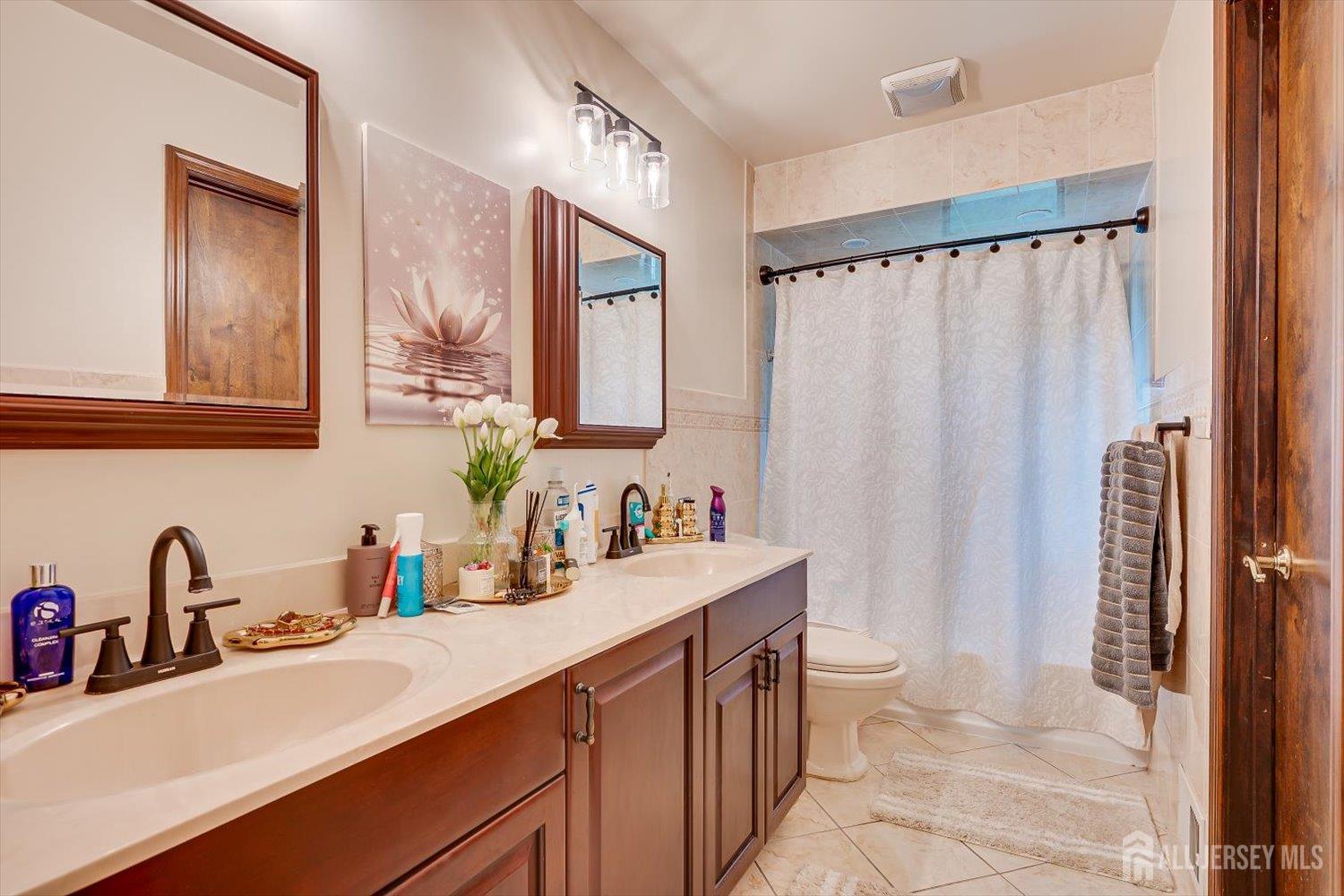 40 Winding Road Iselin, NJ 08830 - Photo 15 of 34