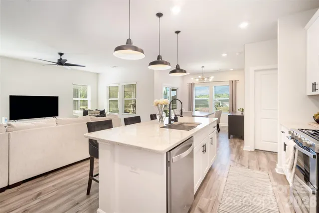 $440,000 | 4424 Bright Road, Charlotte, NC 28214