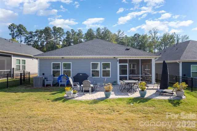 $440,000 | 4424 Bright Road, Charlotte, NC 28214