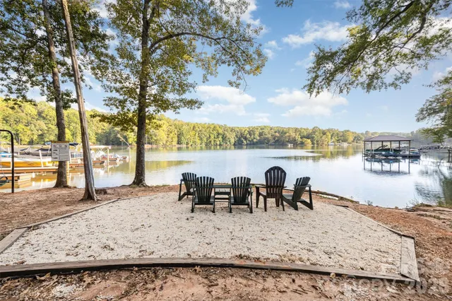 $440,000 | 4424 Bright Road, Charlotte, NC 28214