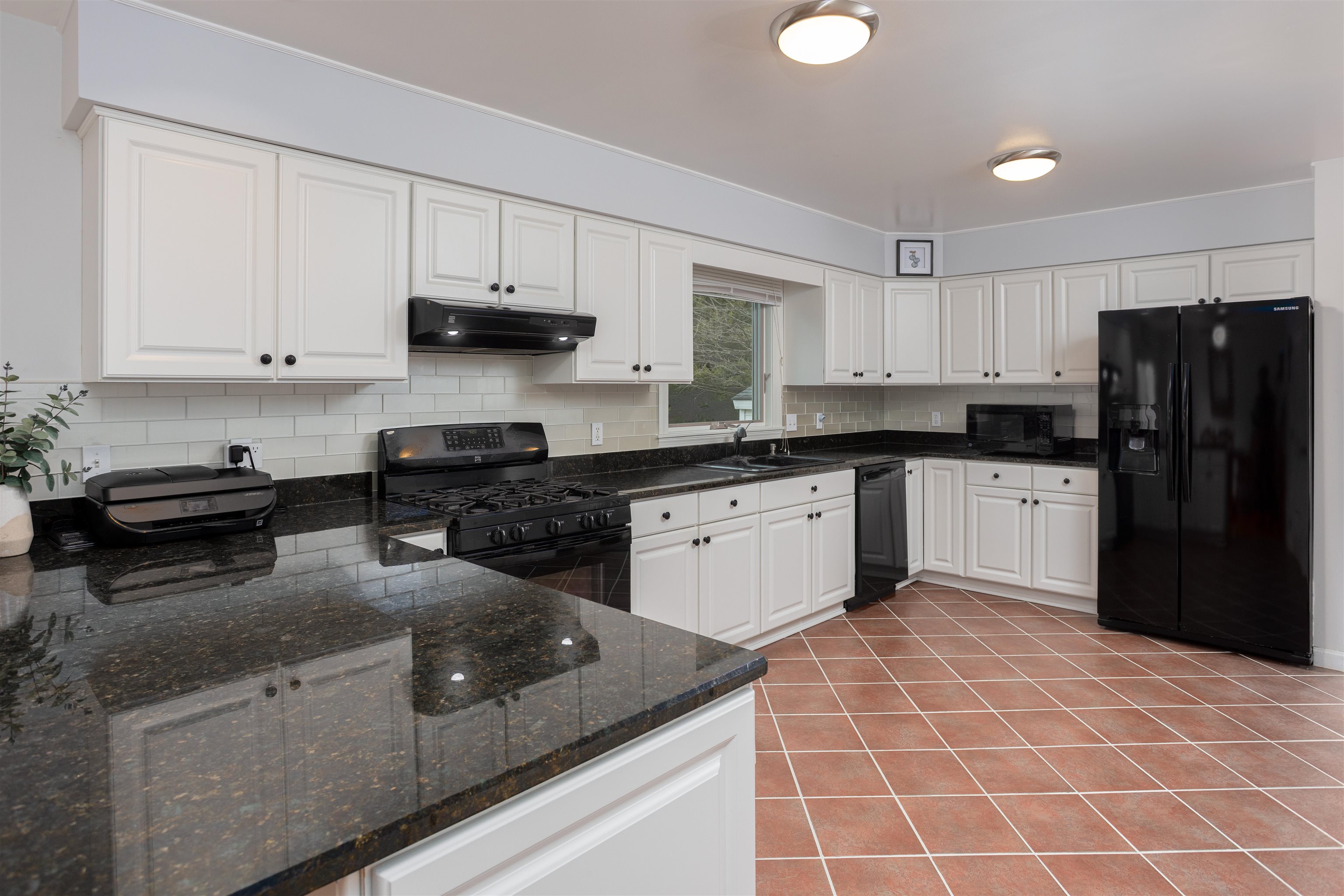 266 Isham Circle Williston, VT 05495 - Photo 14 of 60