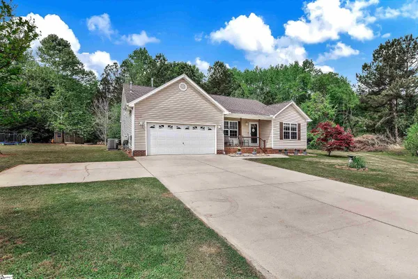 $319,000 | 632 Hunters Lane, Anderson, SC 29625