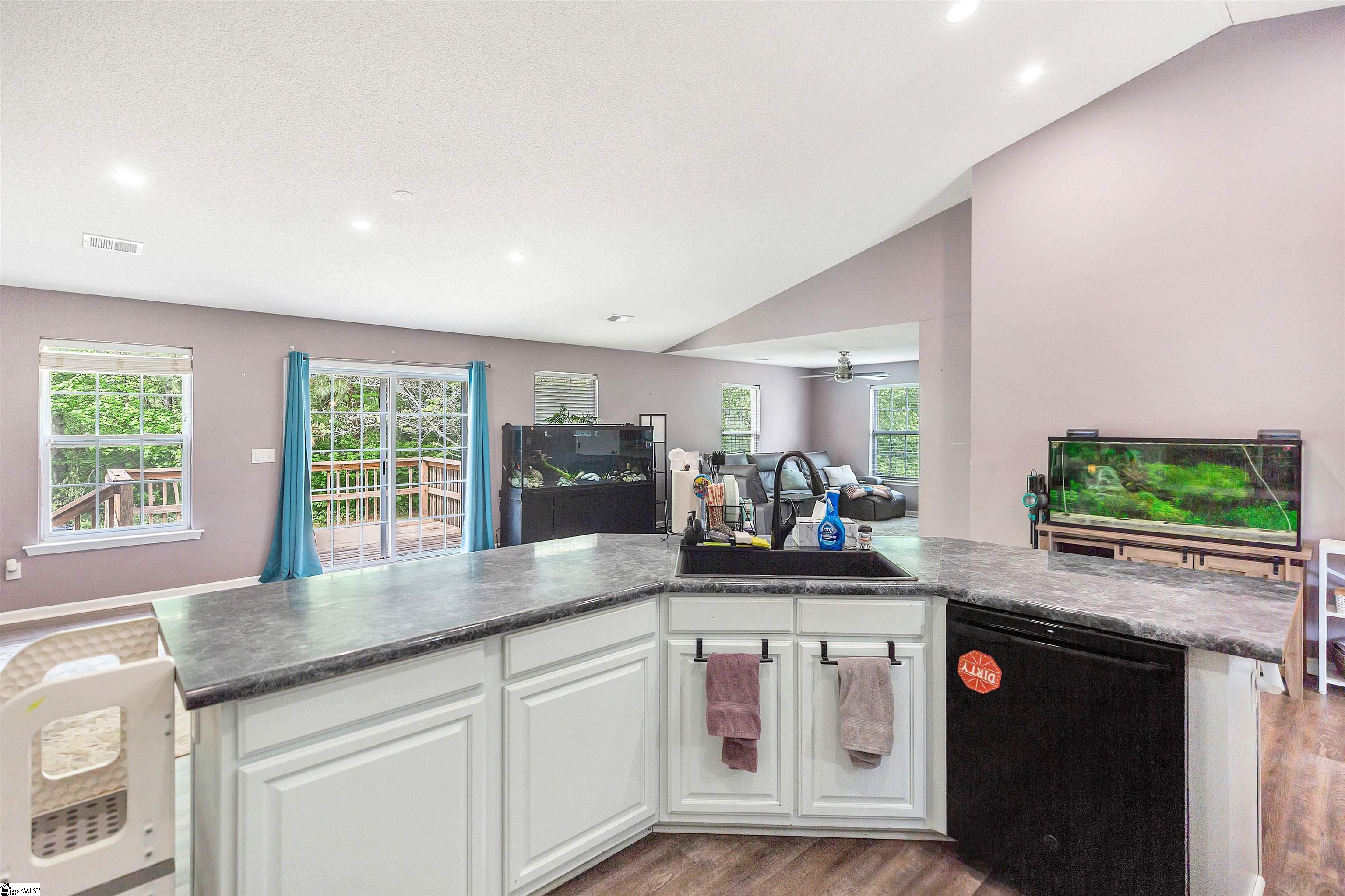 632 Hunters Lane Anderson, SC 29625 - Photo 6 of 25