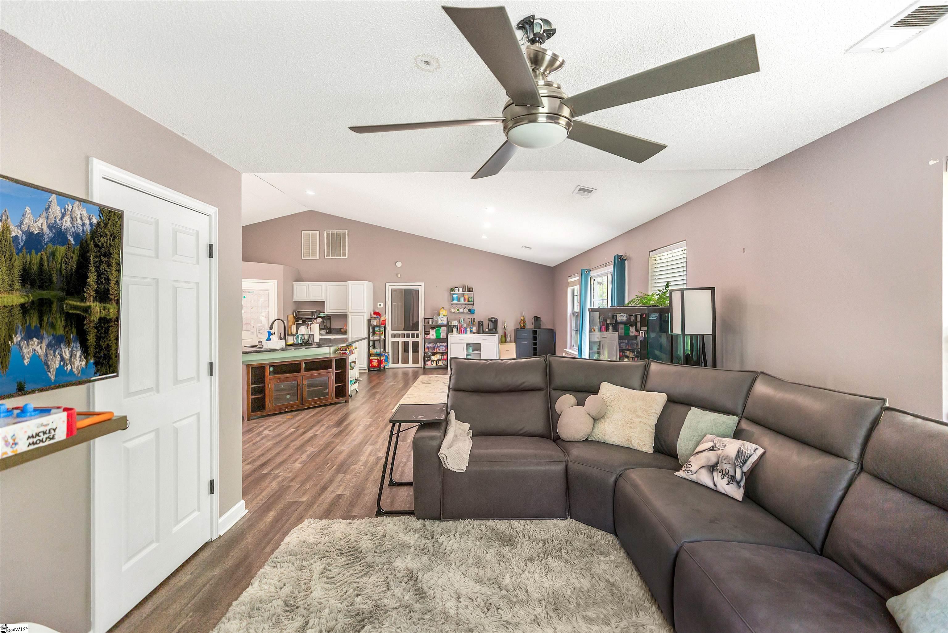 632 Hunters Lane Anderson, SC 29625 - Photo 9 of 25