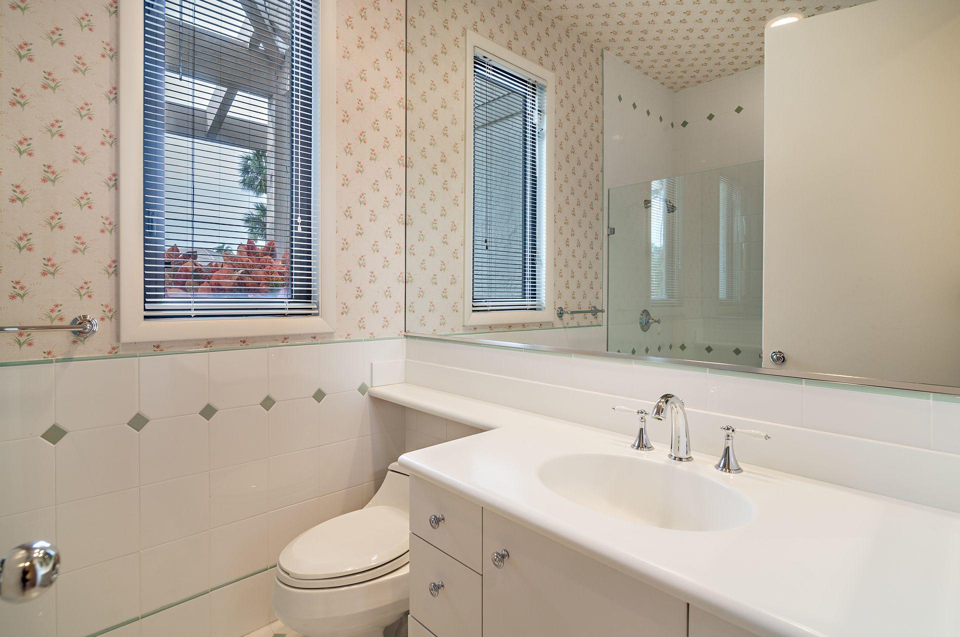 20482 Linksview Drive Boca Raton, FL 33434 - Photo 24 of 32 20