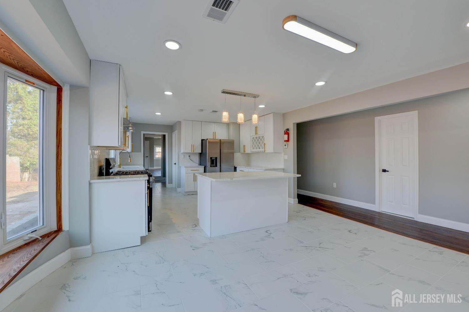 1061 River Road Piscataway, NJ 08854 - Photo 17 of 36 Gallery Image 17