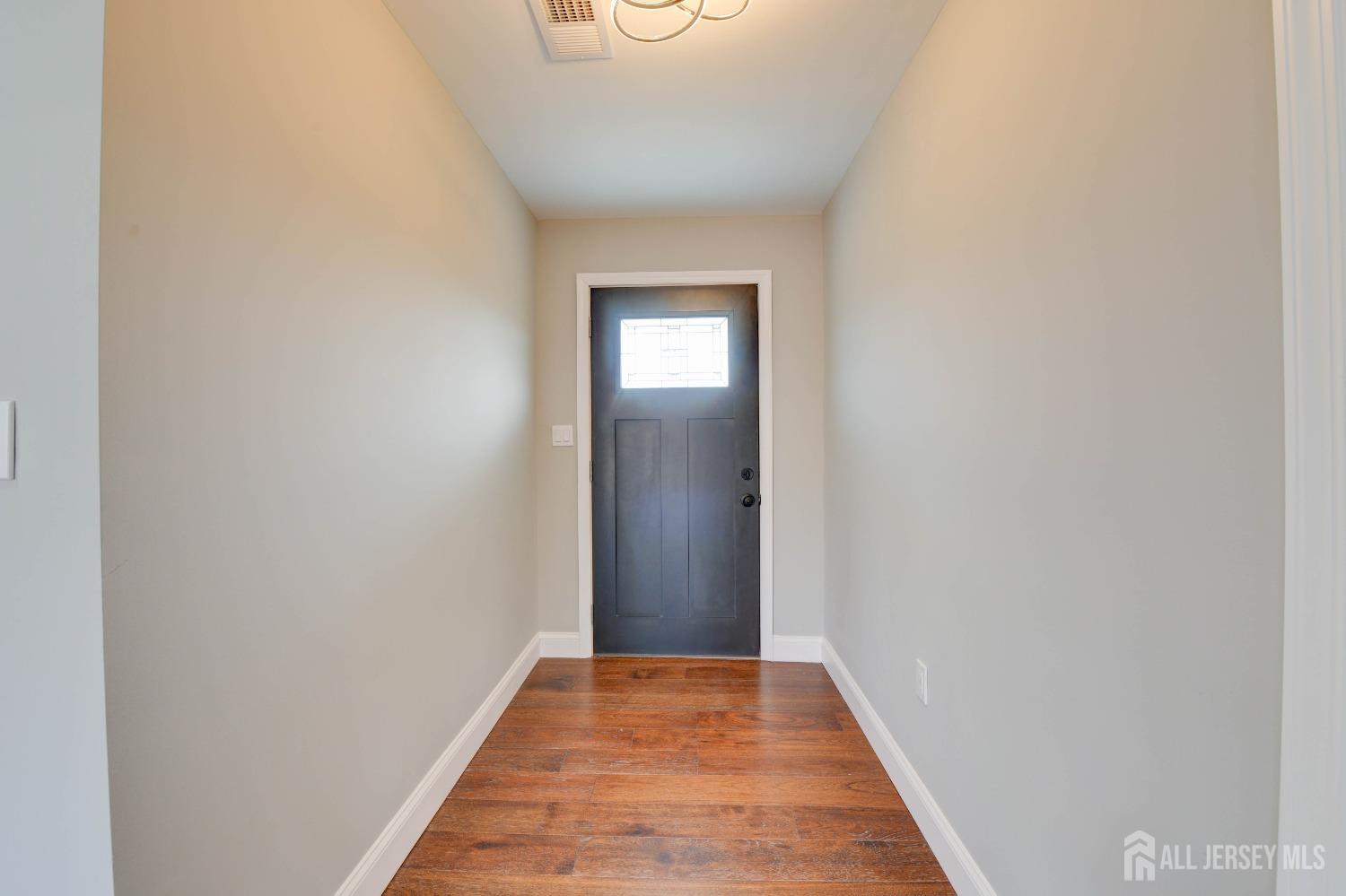 1061 River Road Piscataway, NJ 08854 - Photo 20 of 36 Gallery Image 20