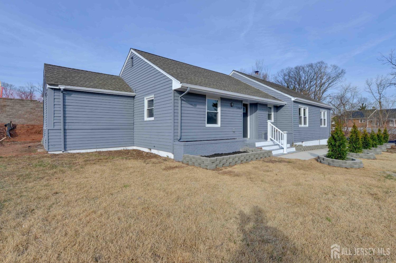 1061 River Road Piscataway, NJ 08854 - Photo 3 of 36 Gallery Image 3