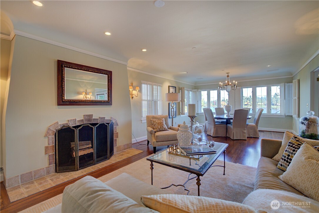 3608 Evergreen Point Road Medina, WA 98039 - Photo 9 of 40 Gallery Image 9