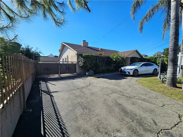 $4,295 | 13824 Valerio Street, Van Nuys, CA 91405