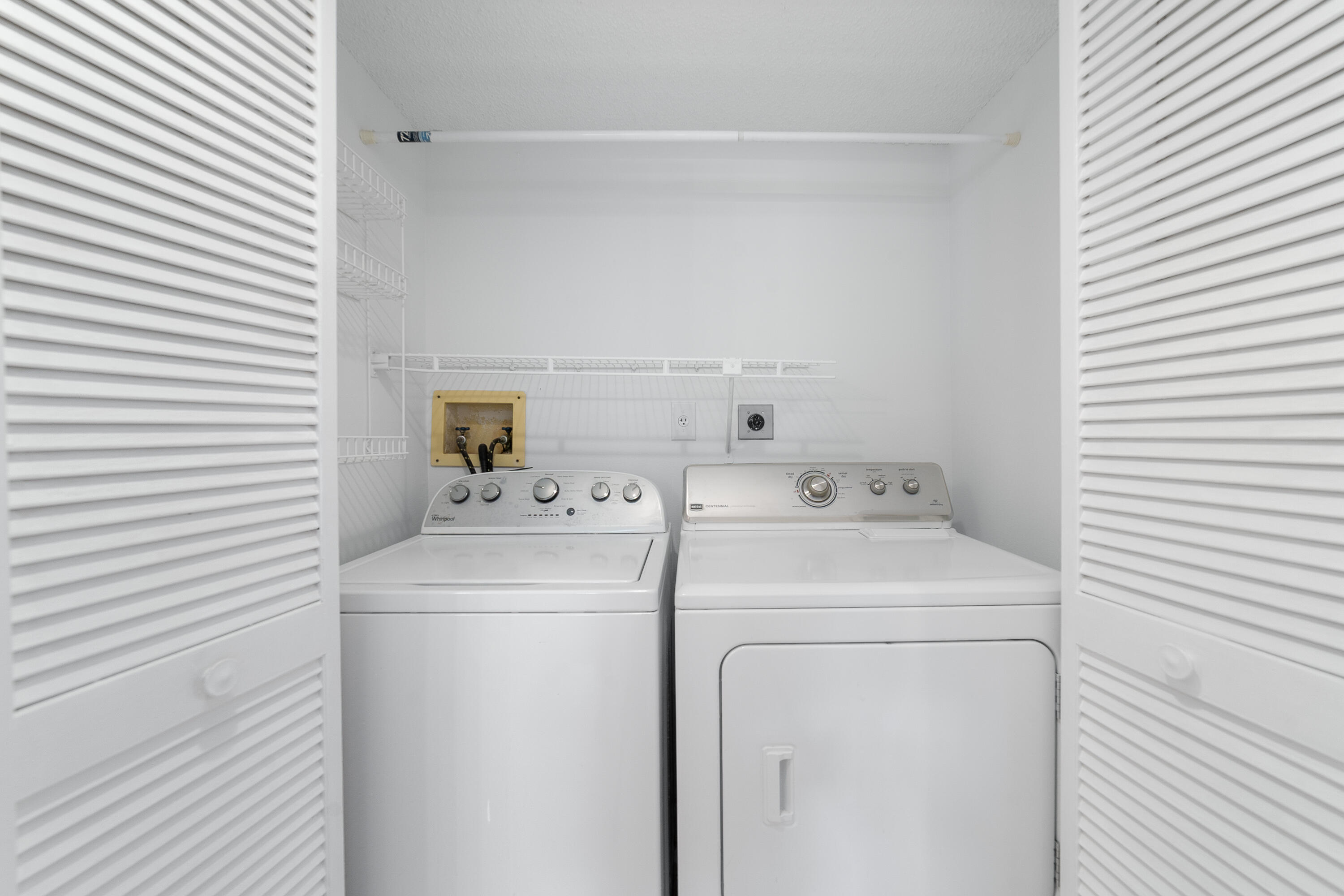 16091 Blatt Boulevard, Unit 302 Weston, FL 33326 - Photo 23 of 38 _DSC0276