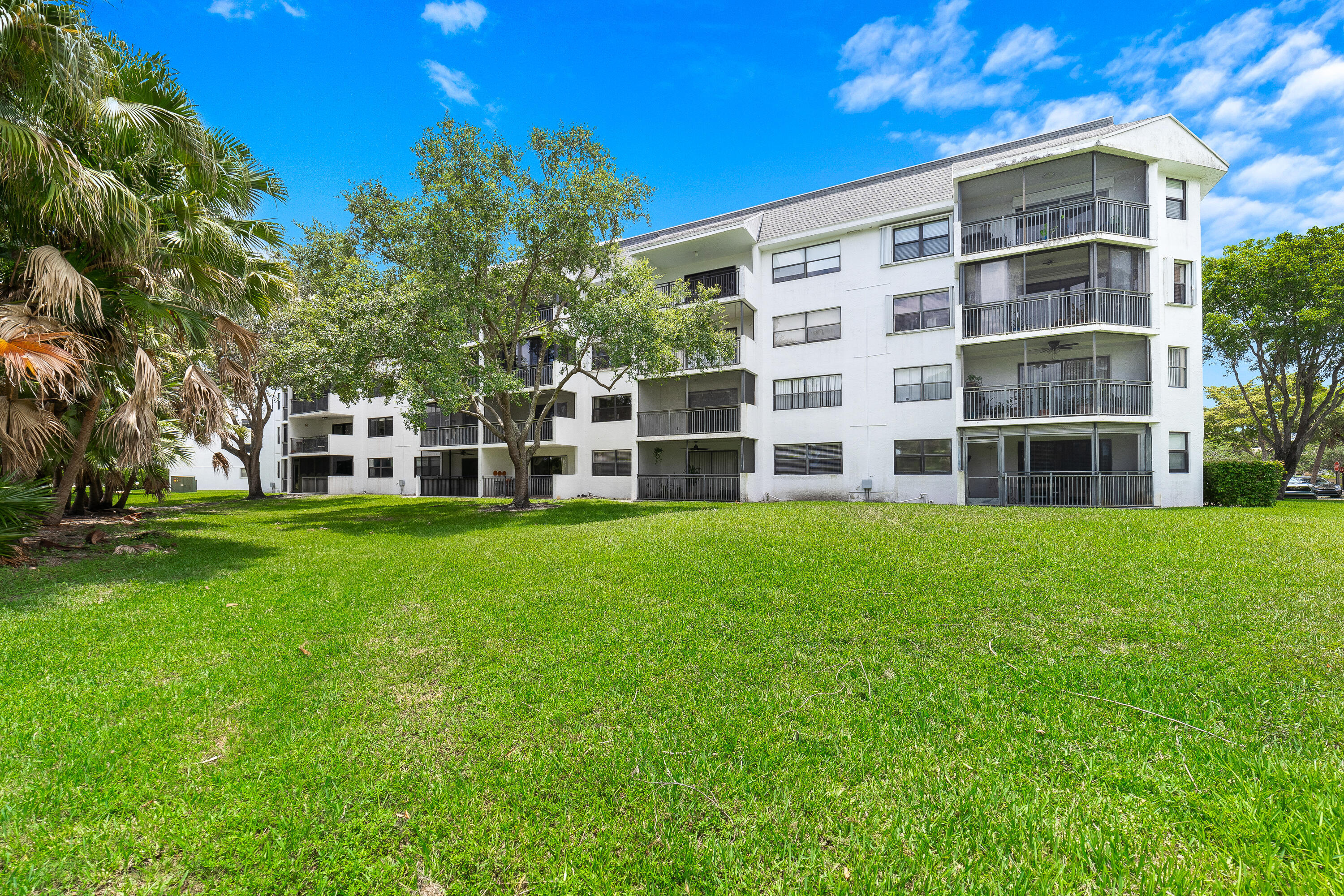 16091 Blatt Boulevard, Unit 302 Weston, FL 33326 - Photo 25 of 38 _DSC0103