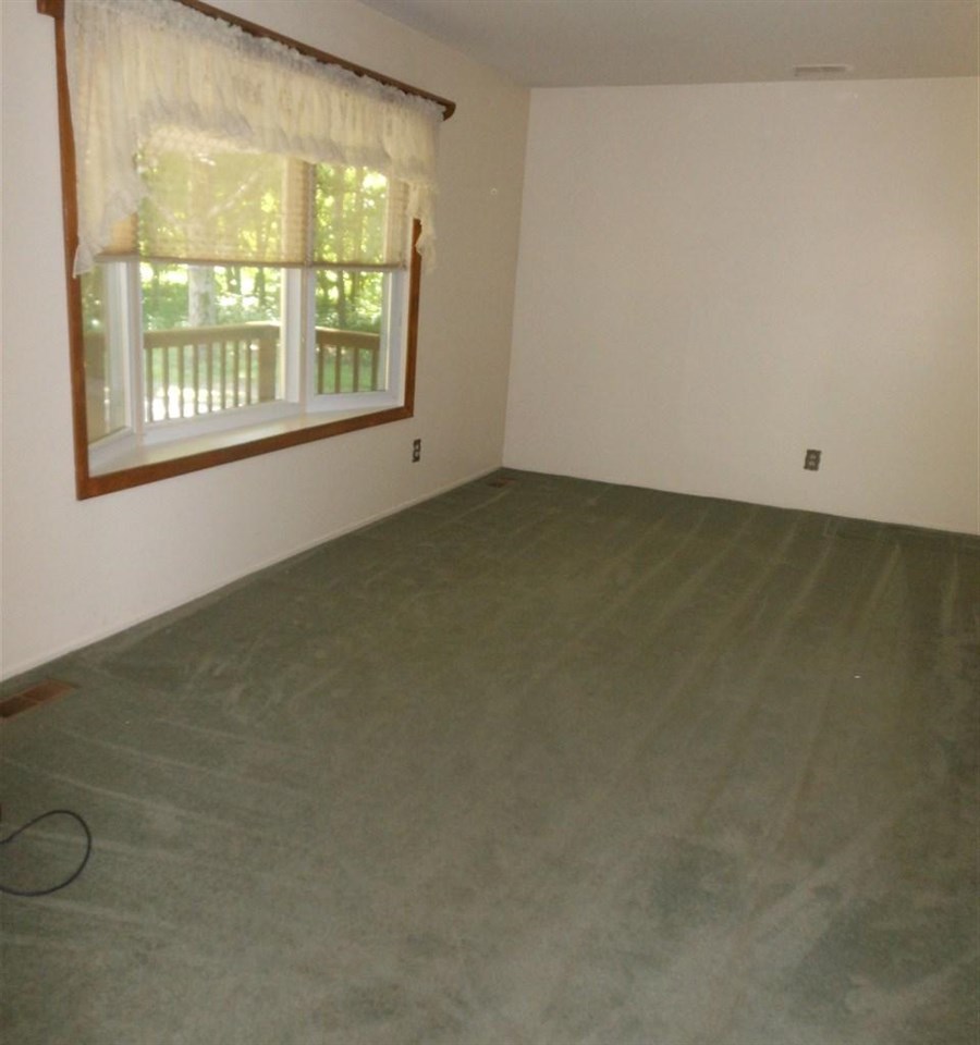 8196 Irish Road Millington, MI 48746 - Photo 14 of 20