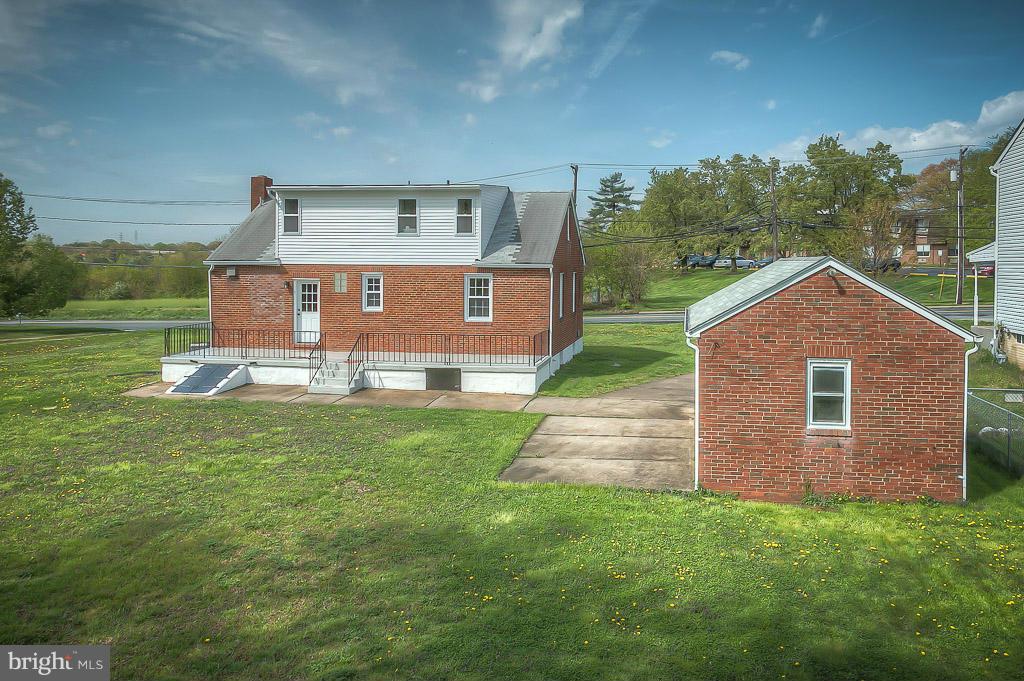 6525 Ridge Road Baltimore, MD 21237 - Photo 3 of 30 Exterior (Rear)