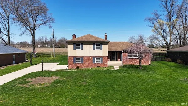 $375,000 | 2032 Old Oak Drive, West Lafayette, IN 47906