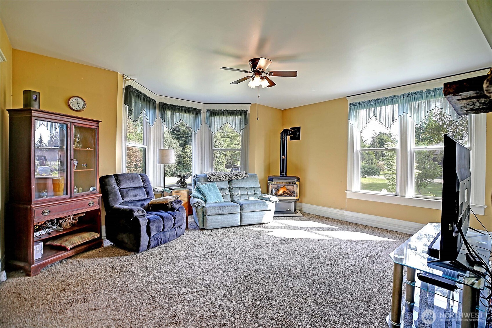 24526 Florence Road Stanwood, WA 98292 - Photo 9 of 39 Gallery Image 9