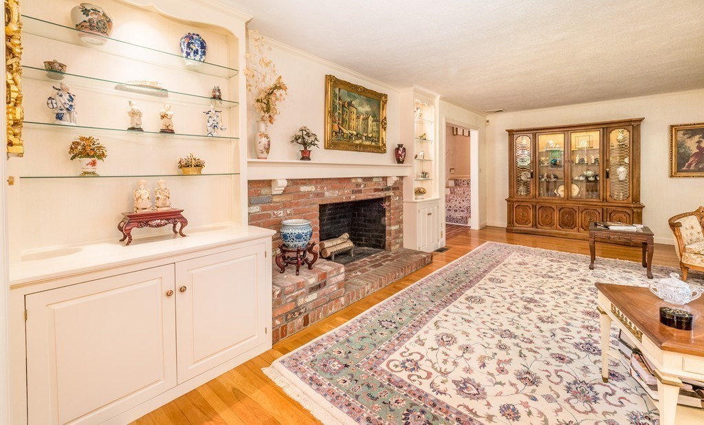6 Loring Road Lexington, MA 02421 - Photo 7 of 23
