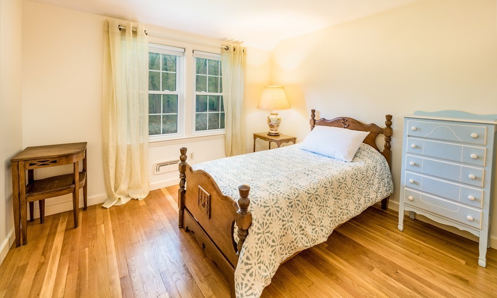 6 Loring Road Lexington, MA 02421 - Photo 9 of 23