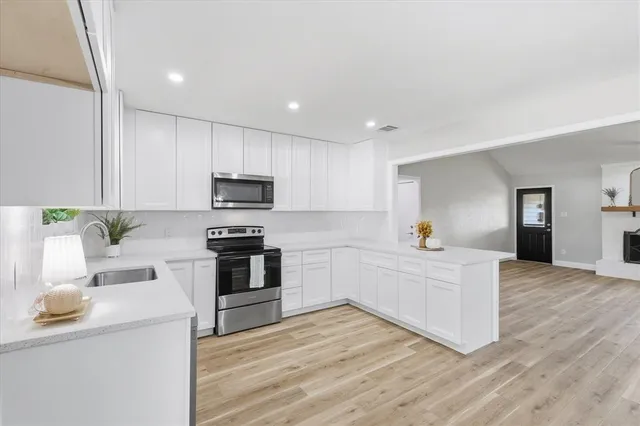 $389,900 | 1118 Woodrow Drive, Lewisville, TX 75067