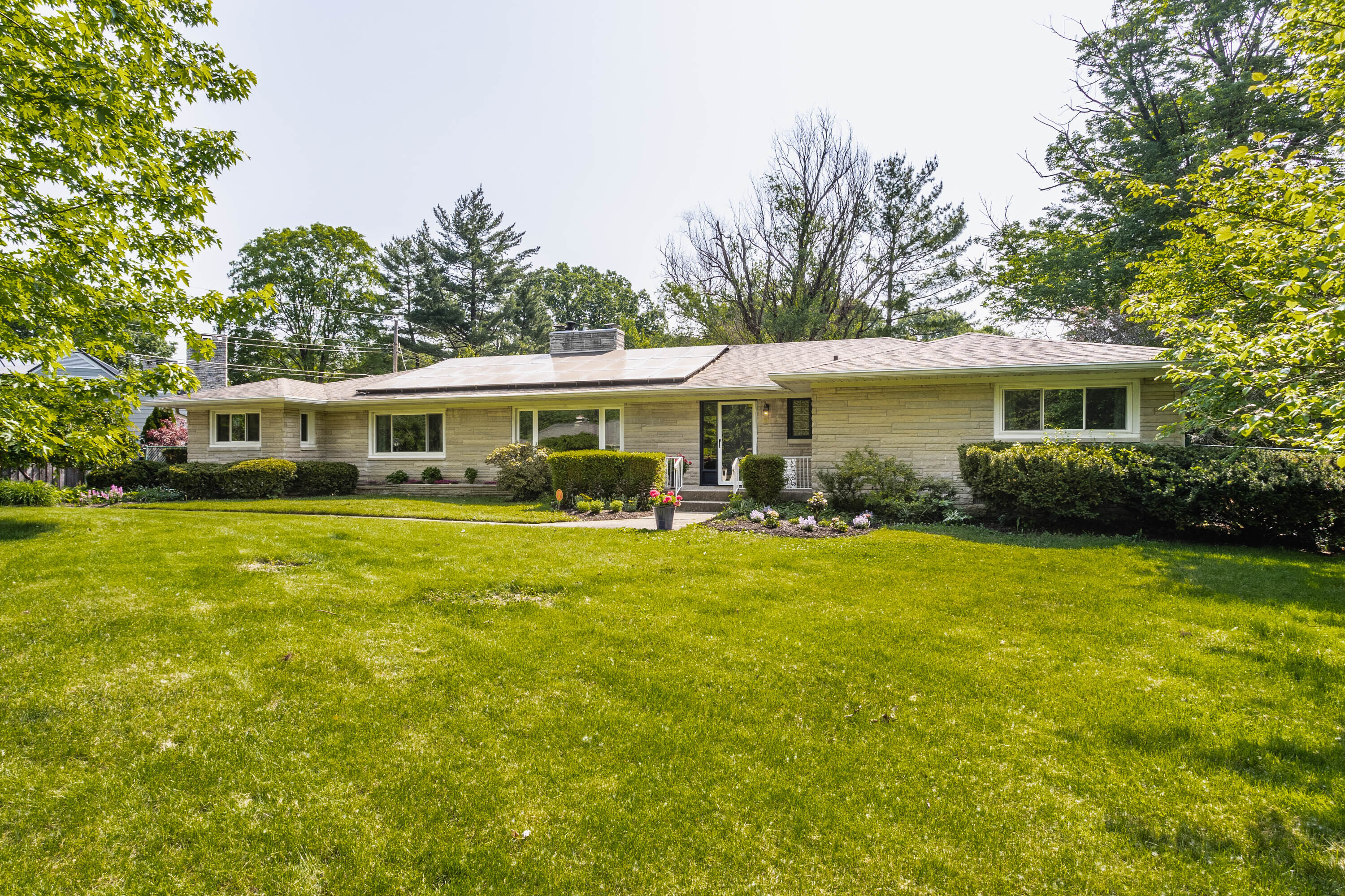 8101 Spring Mill Road Indianapolis, IN 46260 - Photo 1 of 50 Gallery Image 1