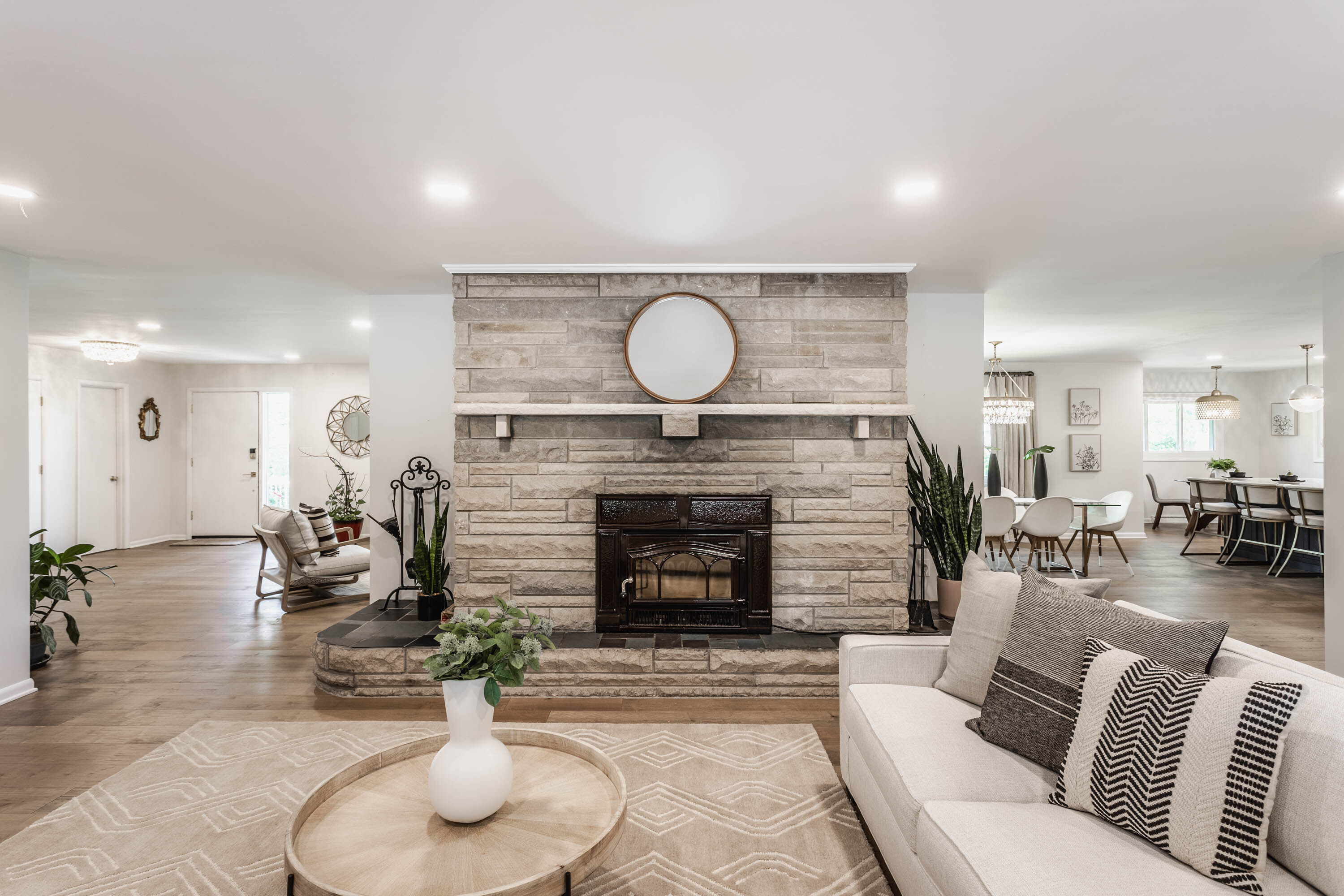8101 Spring Mill Road Indianapolis, IN 46260 - Photo 22 of 50 Gallery Image 22