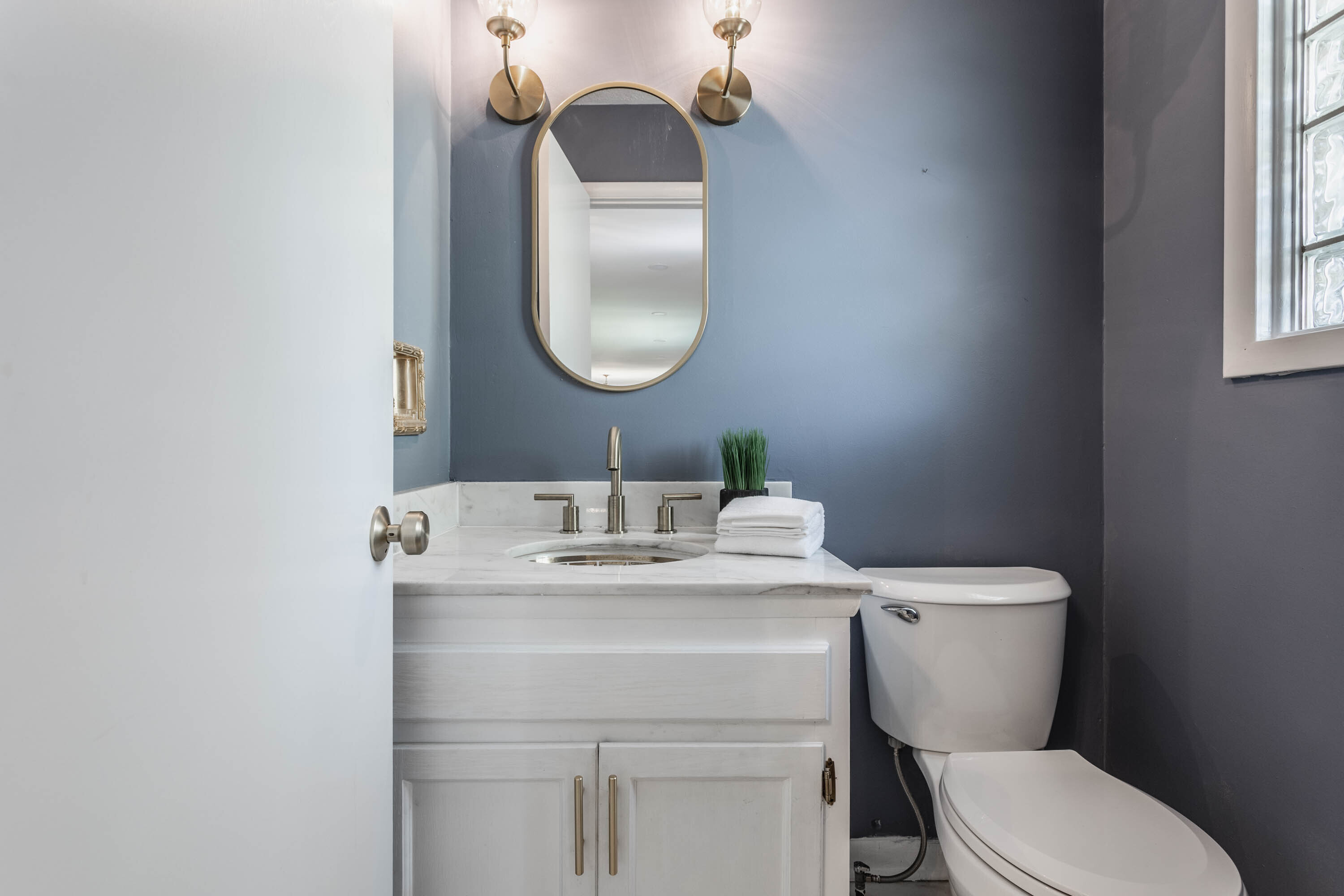 8101 Spring Mill Road Indianapolis, IN 46260 - Photo 25 of 50 Gallery Image 25