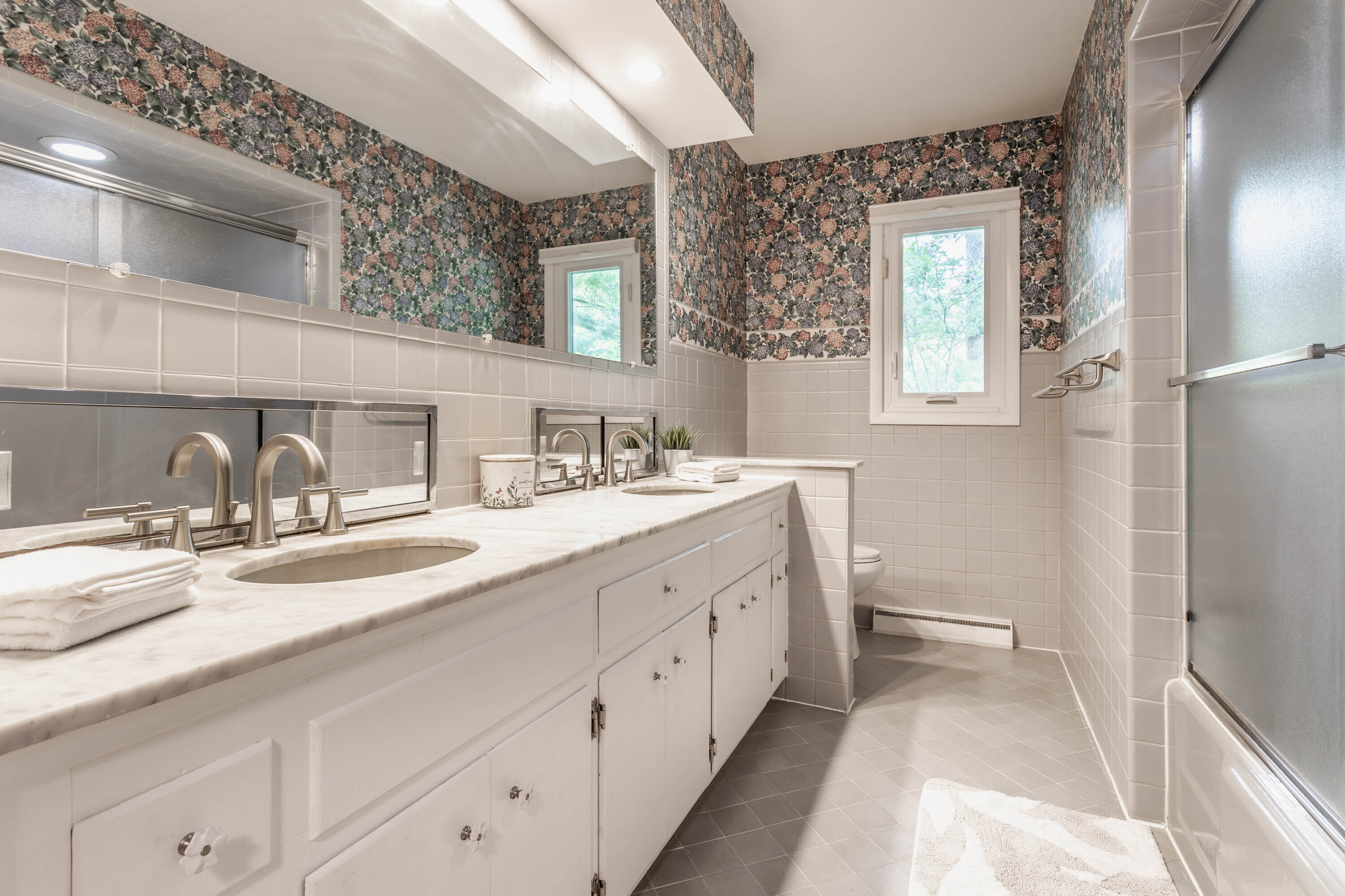 8101 Spring Mill Road Indianapolis, IN 46260 - Photo 31 of 50 Gallery Image 31