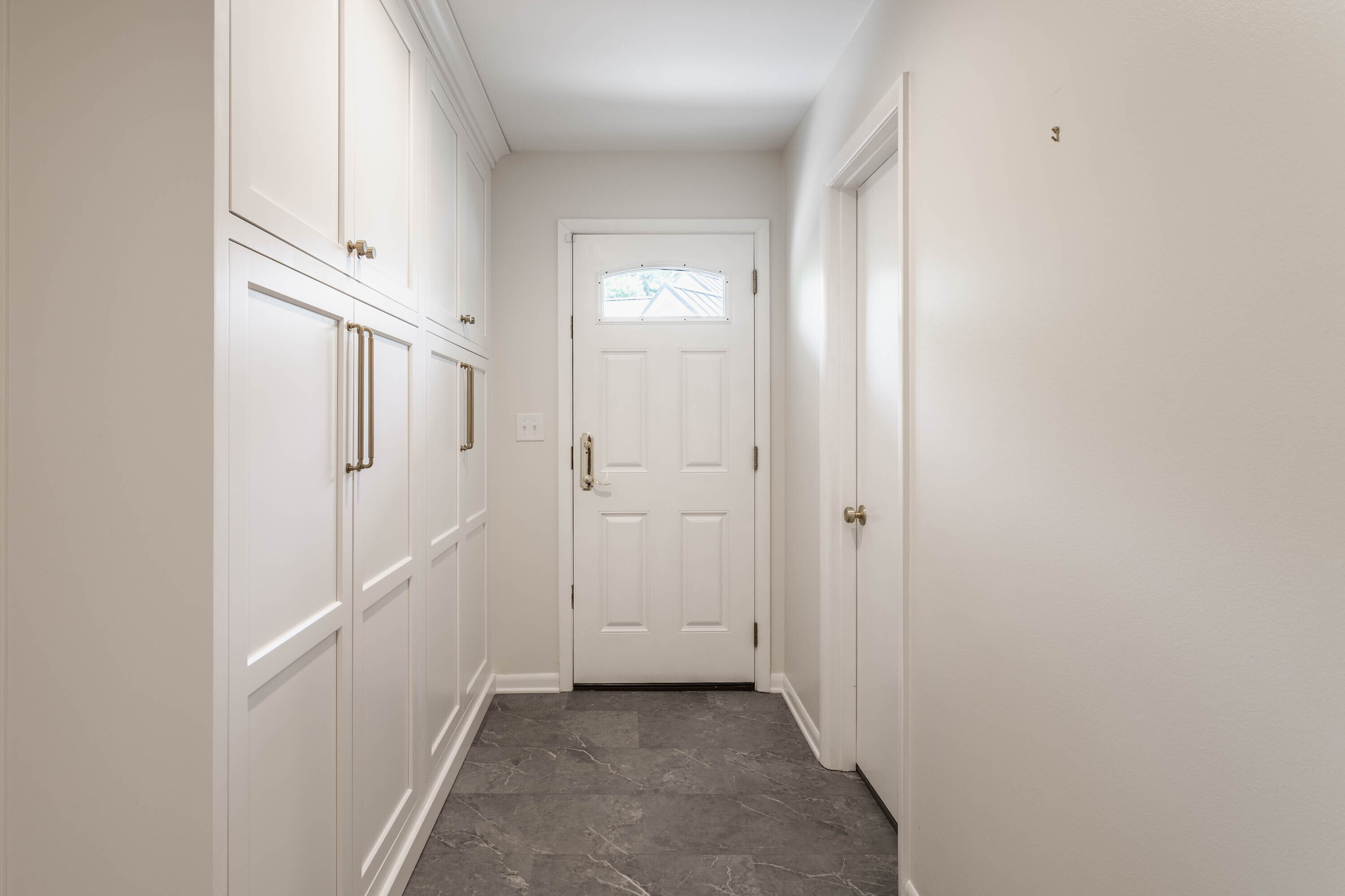 8101 Spring Mill Road Indianapolis, IN 46260 - Photo 39 of 50 Gallery Image 39