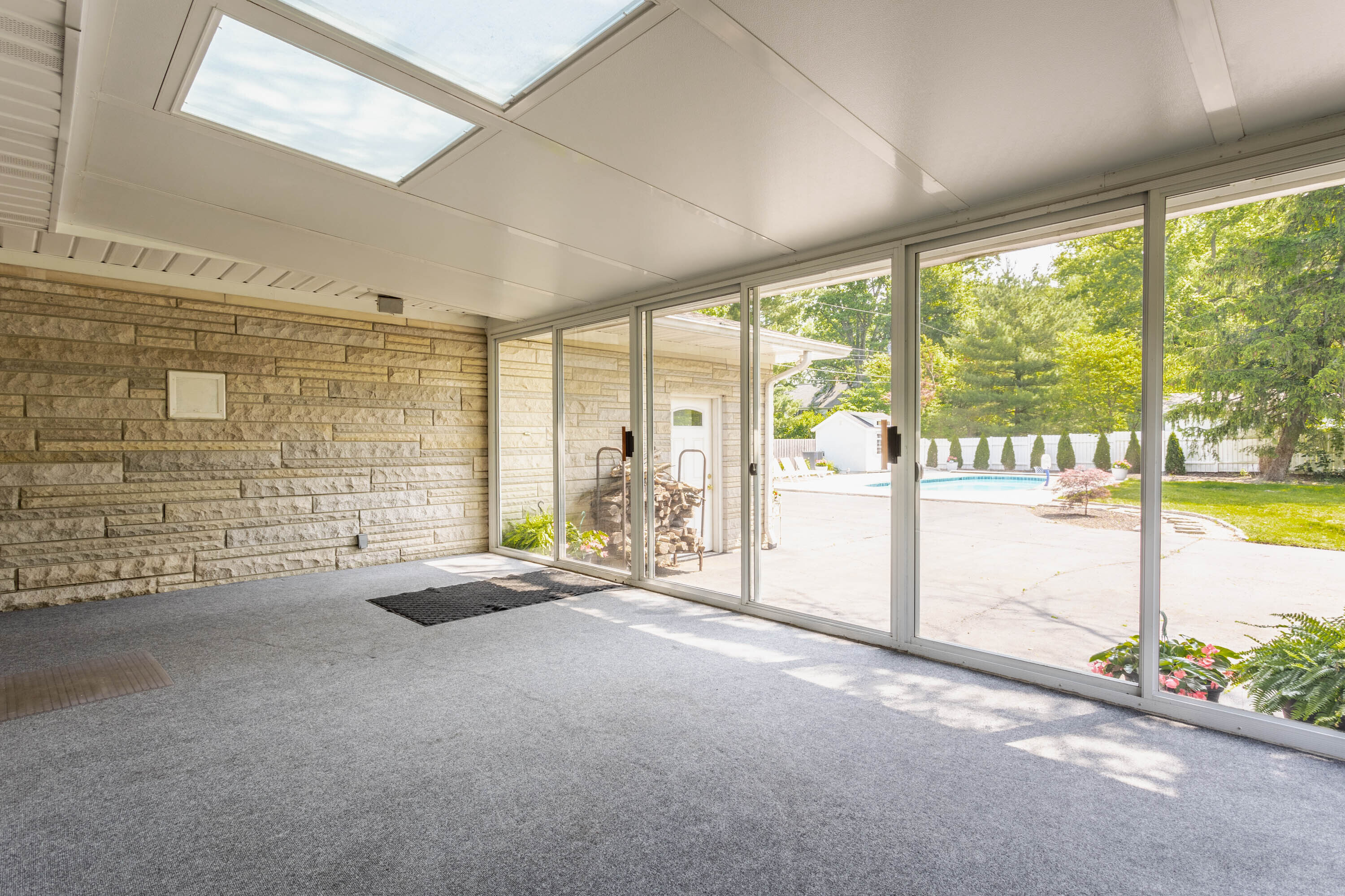 8101 Spring Mill Road Indianapolis, IN 46260 - Photo 43 of 50 Gallery Image 43
