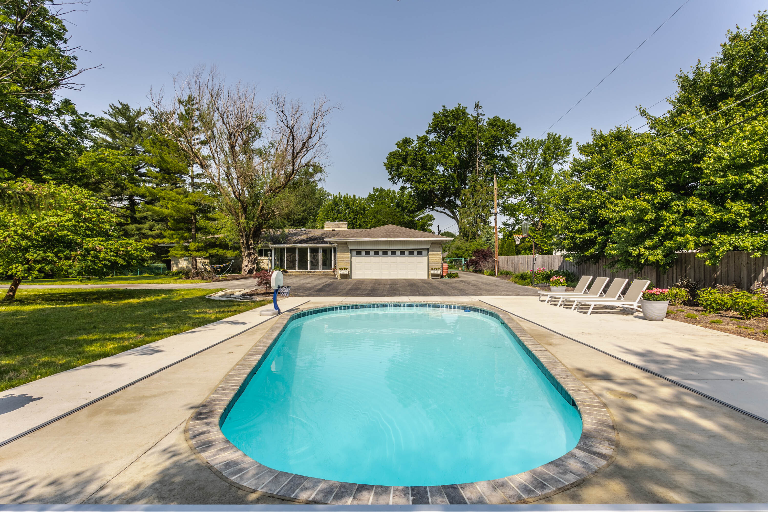 8101 Spring Mill Road Indianapolis, IN 46260 - Photo 46 of 50 Gallery Image 46
