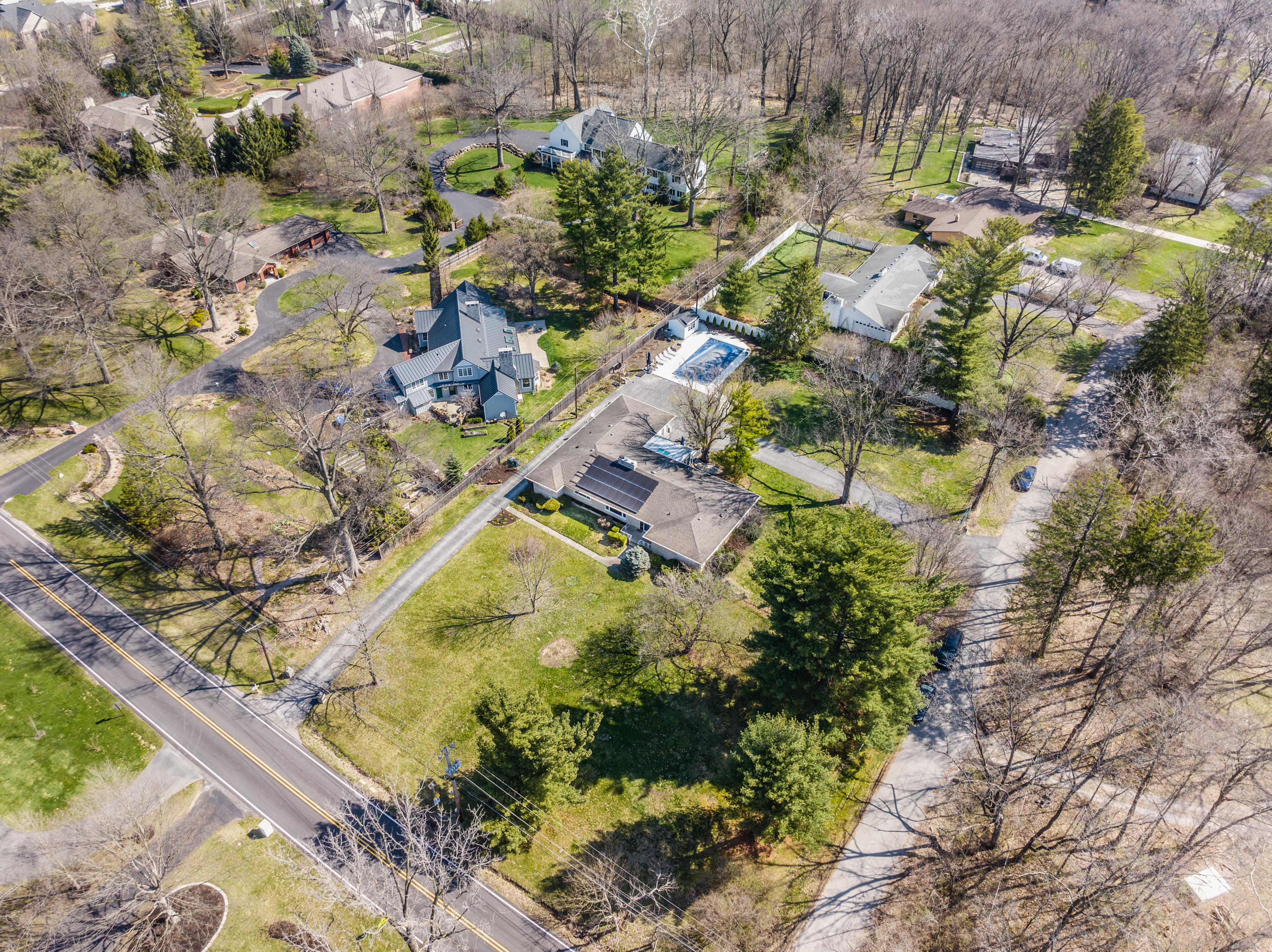 8101 Spring Mill Road Indianapolis, IN 46260 - Photo 49 of 50 Gallery Image 49
