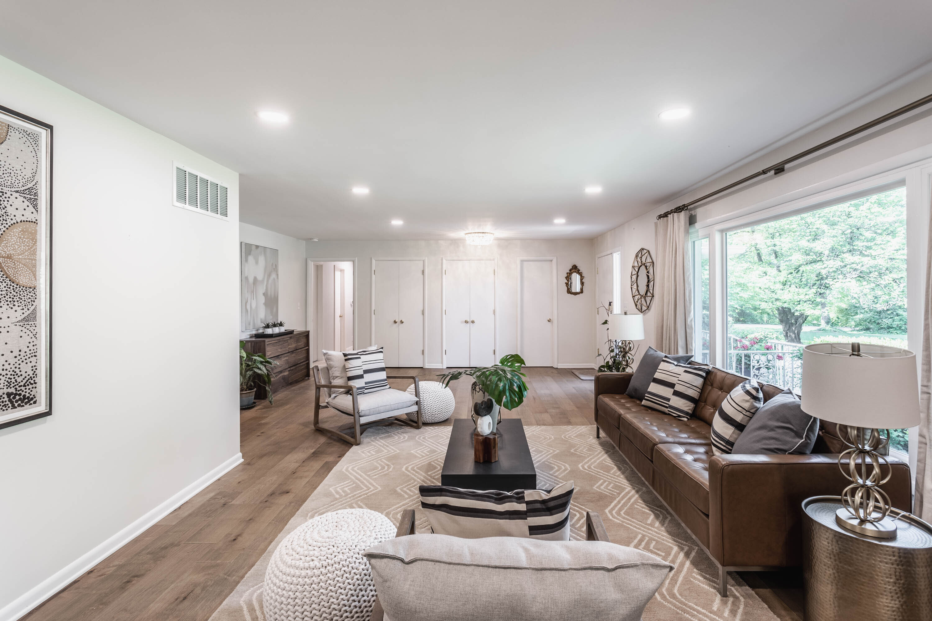 8101 Spring Mill Road Indianapolis, IN 46260 - Photo 6 of 50 Gallery Image 6