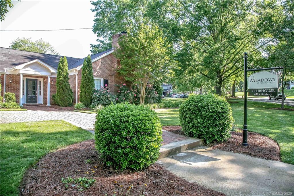 4417 Simsbury Road Charlotte, NC 28226 - Photo 42 of 42 a front view of a house with garden