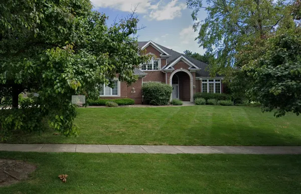 2232 Regency Woods Drive, Lisle, IL 60532