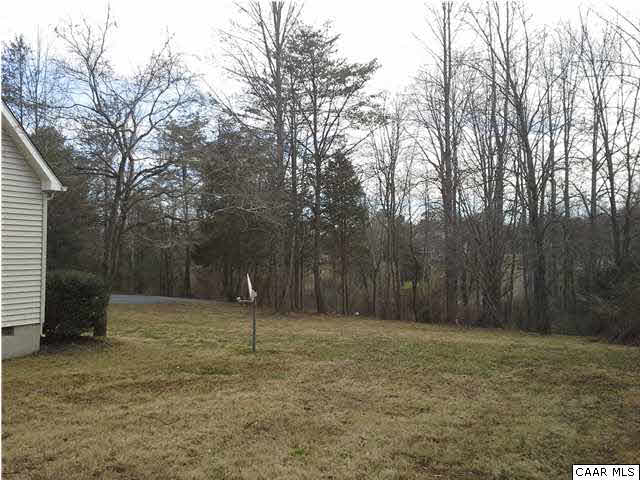 94 Carnation Road Ruckersville, VA 22968 - Photo 34 of 34 a backyard of a house