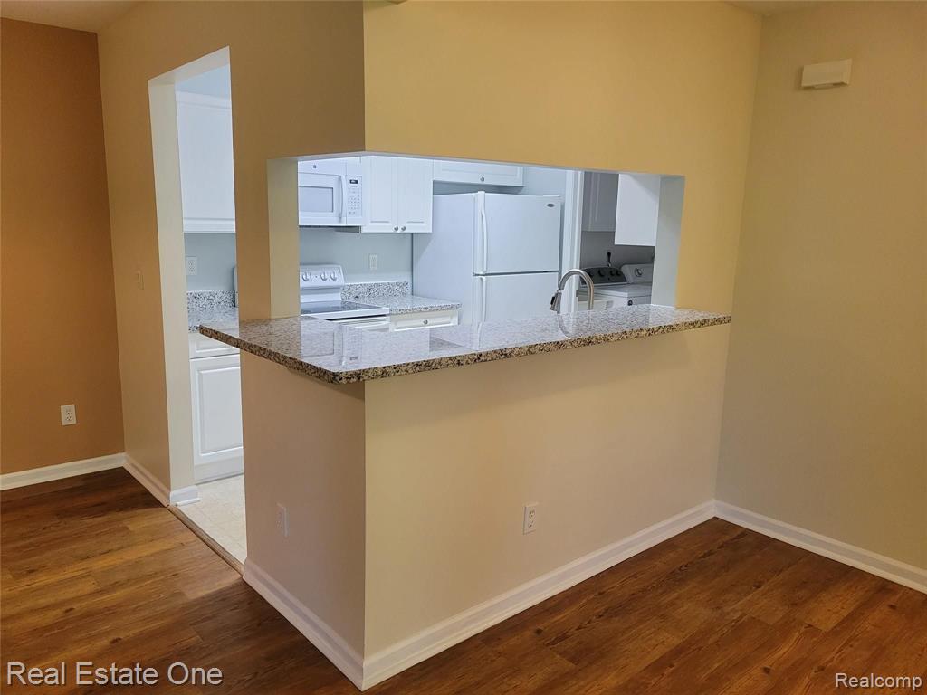3562 Tremonte Circle, Unit 127 Rochester, MI 48306 - Photo 12 of 28