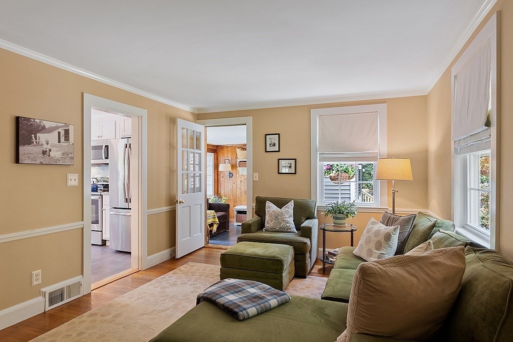 187 Red Acre Road Stow, MA 01775 - Photo 4 of 27 a living room with furniture and a window