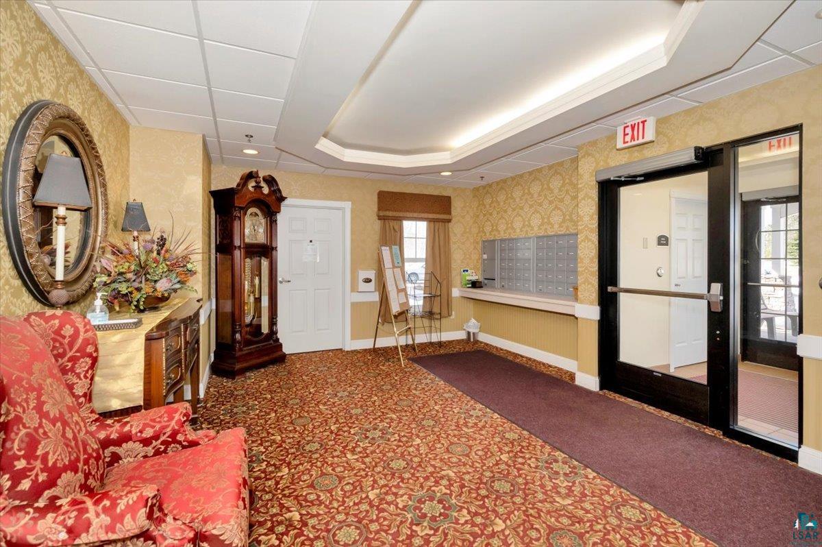 4042 Haines Road, Unit 110 Duluth, MN 55811 - Photo 4 of 30 Entry
