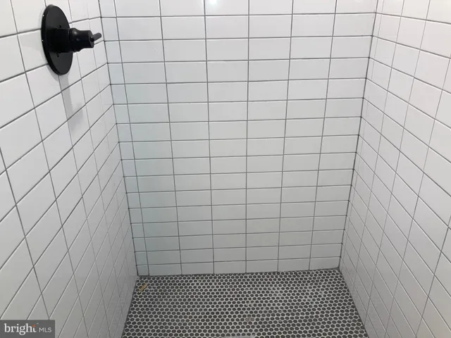 $1,100 | 5410 Pine Street, Unit 1, Philadelphia, PA 19143