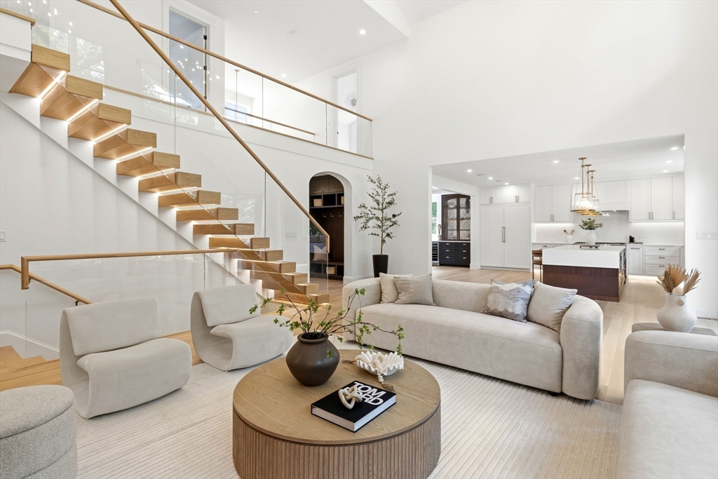 29 Ginn Road Winchester, MA 01890 - Photo 8 of 39
