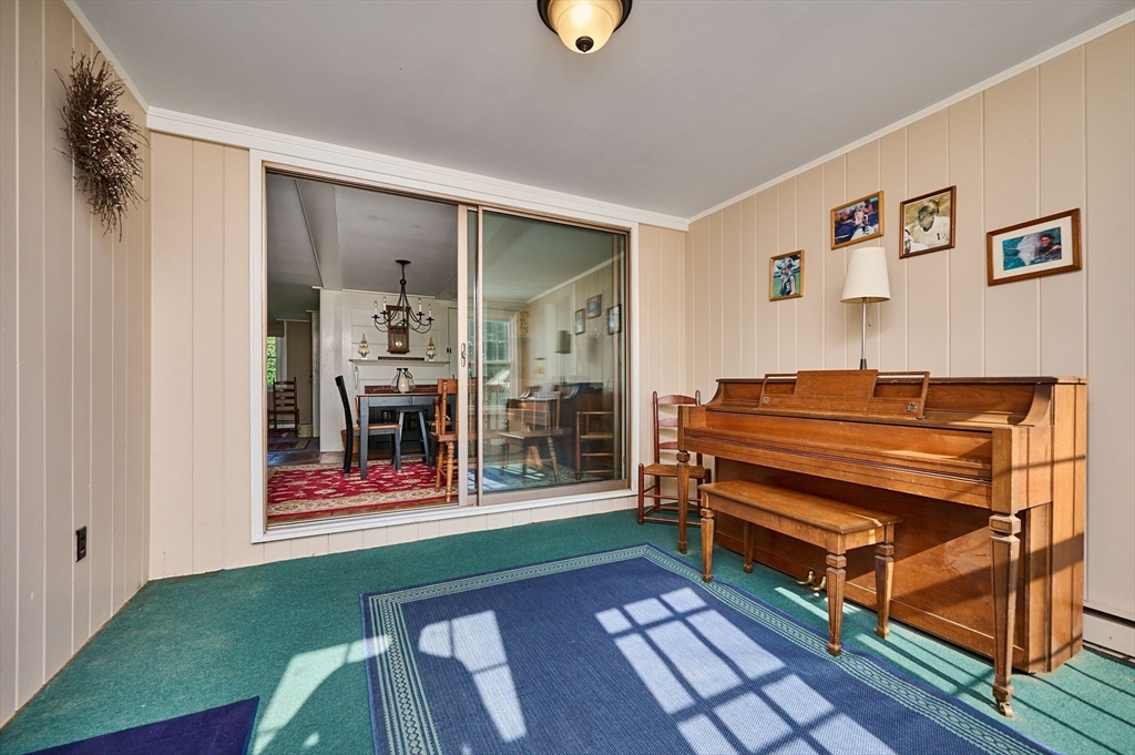 971 Bernardston Road Greenfield, MA 01301 - Photo 11 of 42 Gallery Image 11